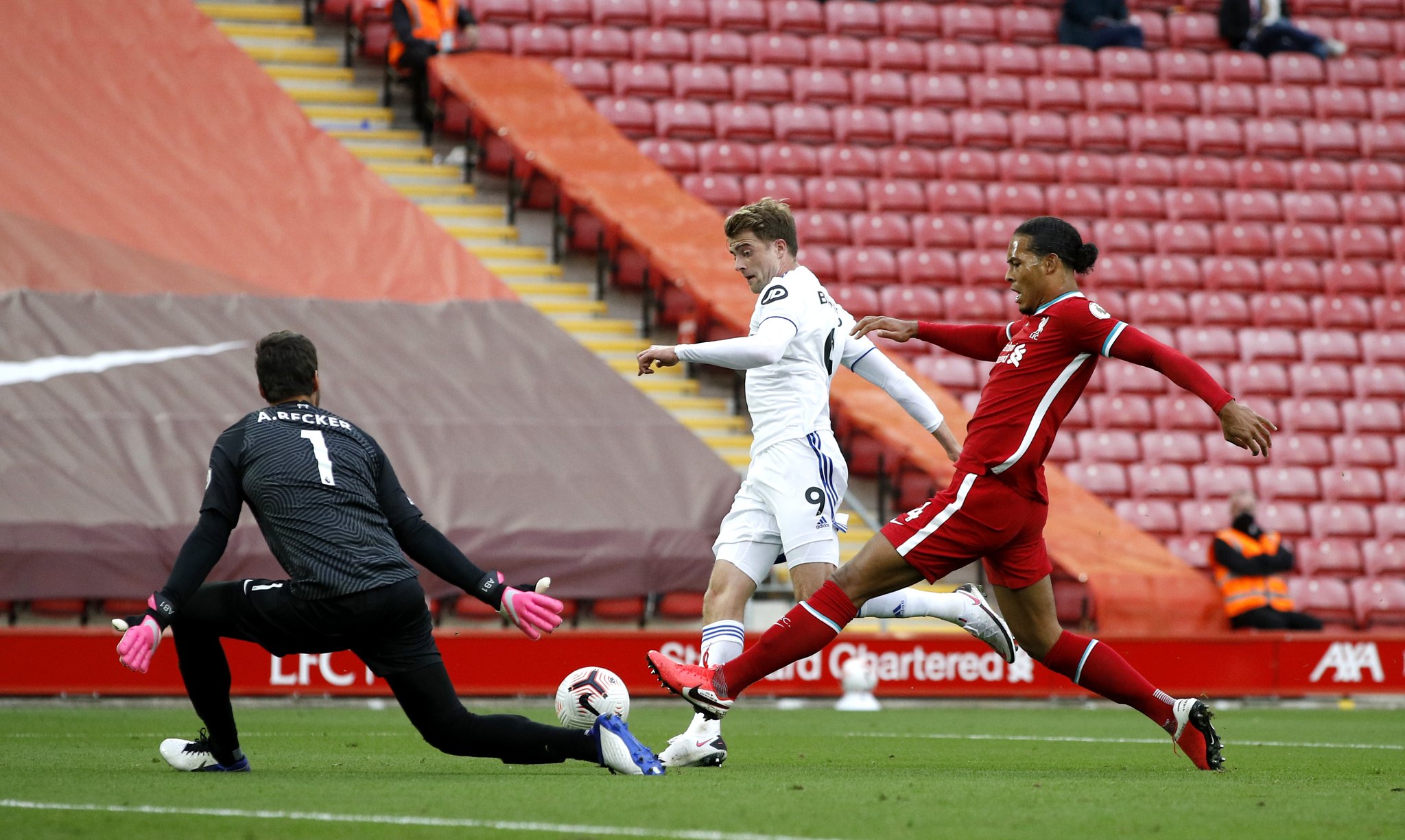 升球员的个 升球员的个